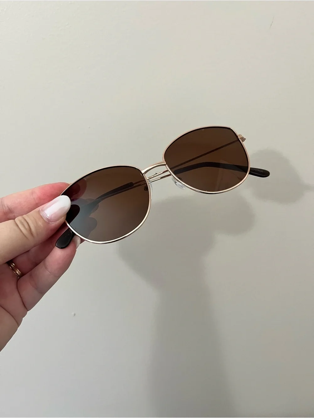 Classic Cat-Eye Metal Frame Sunglasses - Gold with Brown Lenses